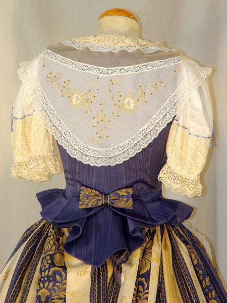 Traje